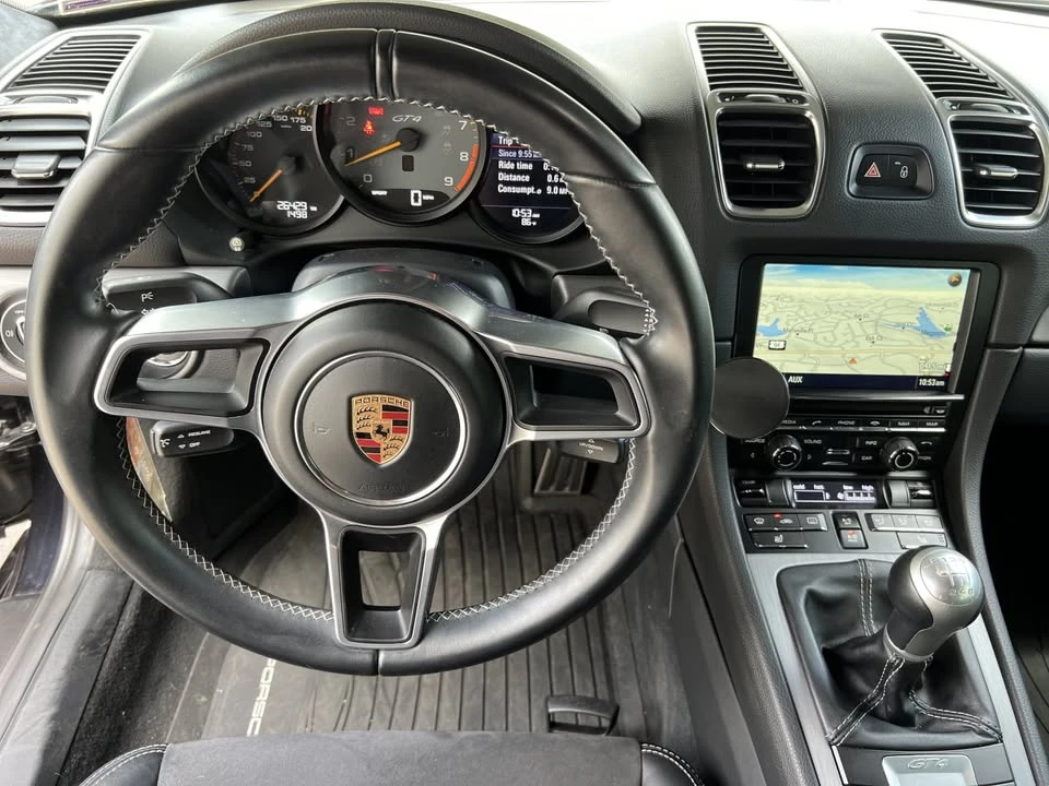 2016 Porsche 981 Cayman GT4 - Image 9 of 20