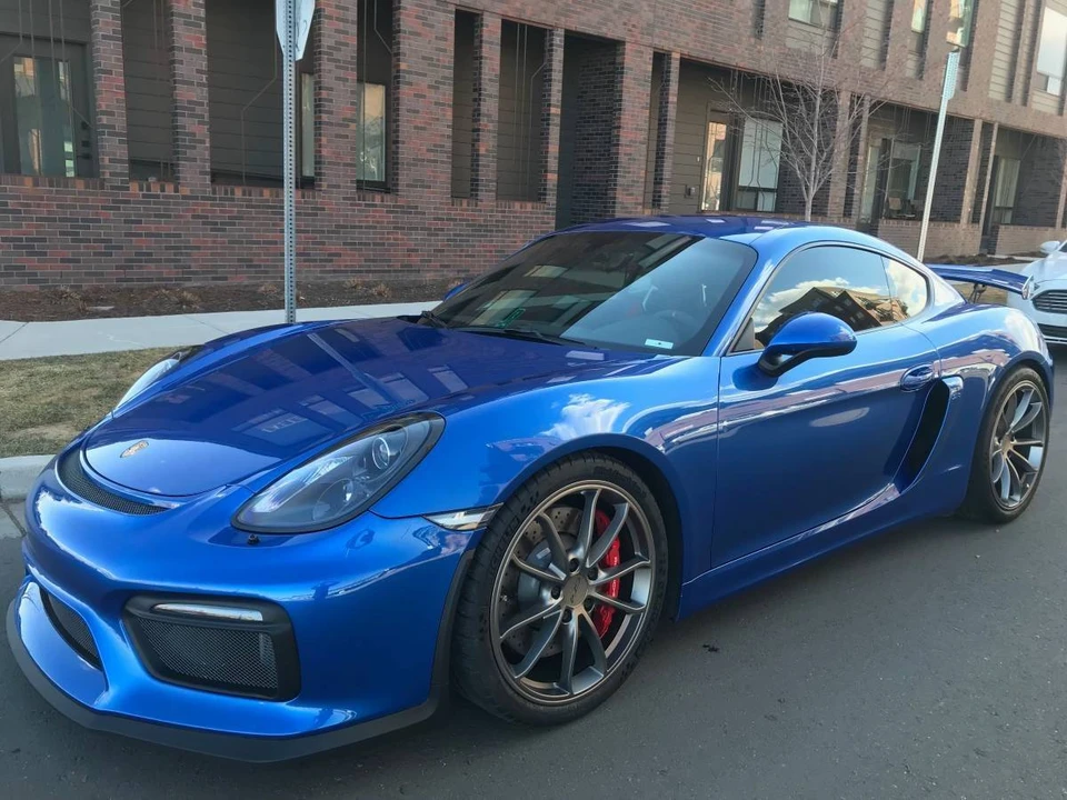 2016 Porsche 981 Cayman GT4 - Image 2 of 15