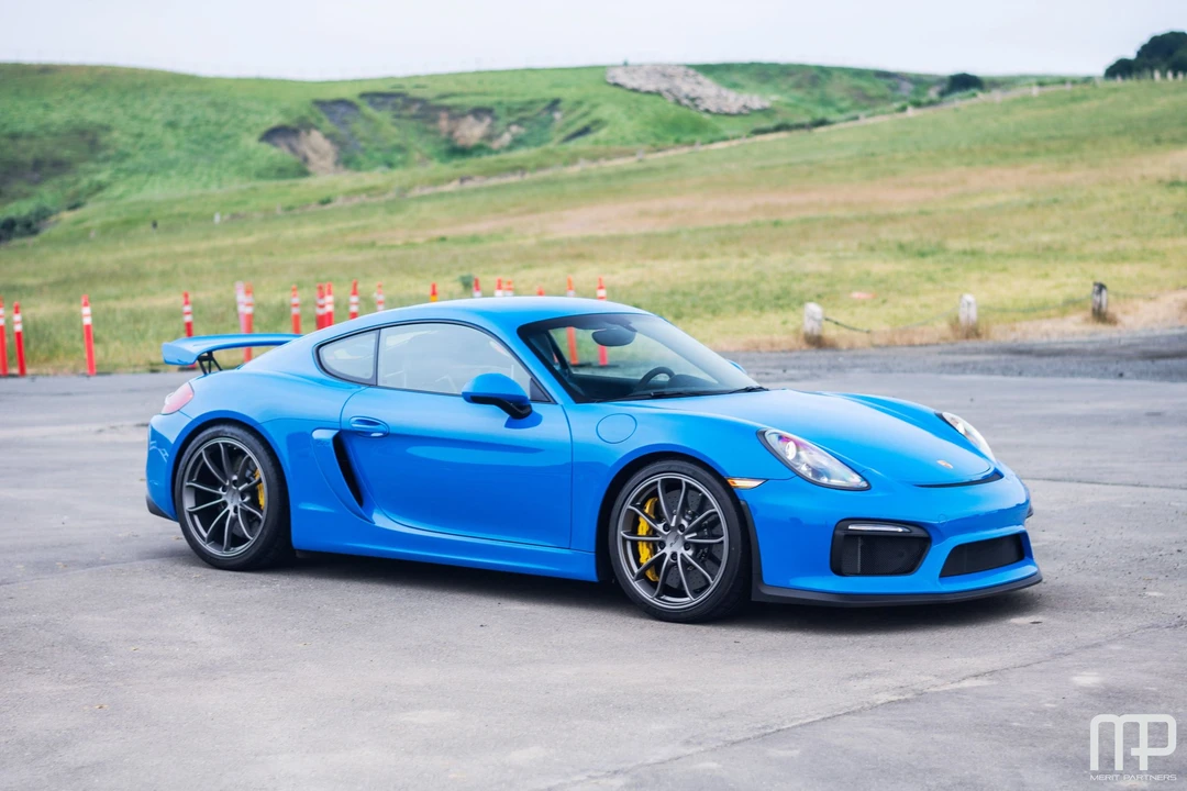 2016 Porsche 981 Cayman GT4 - Image 3 of 31