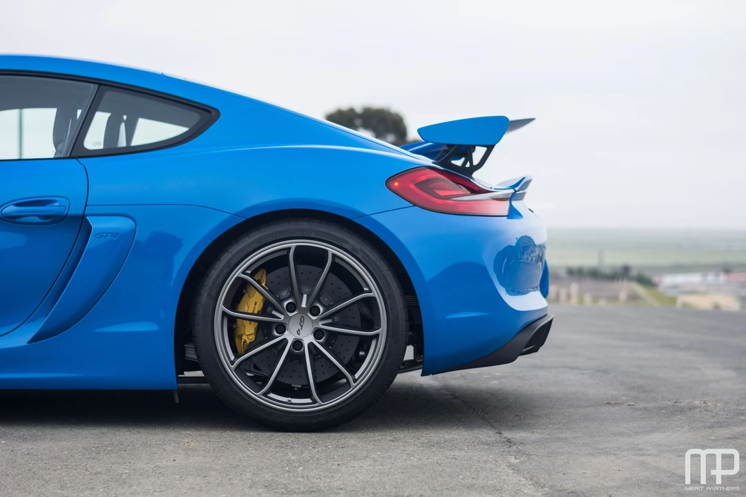 2016 Porsche 981 Cayman GT4 - Image 6 of 31