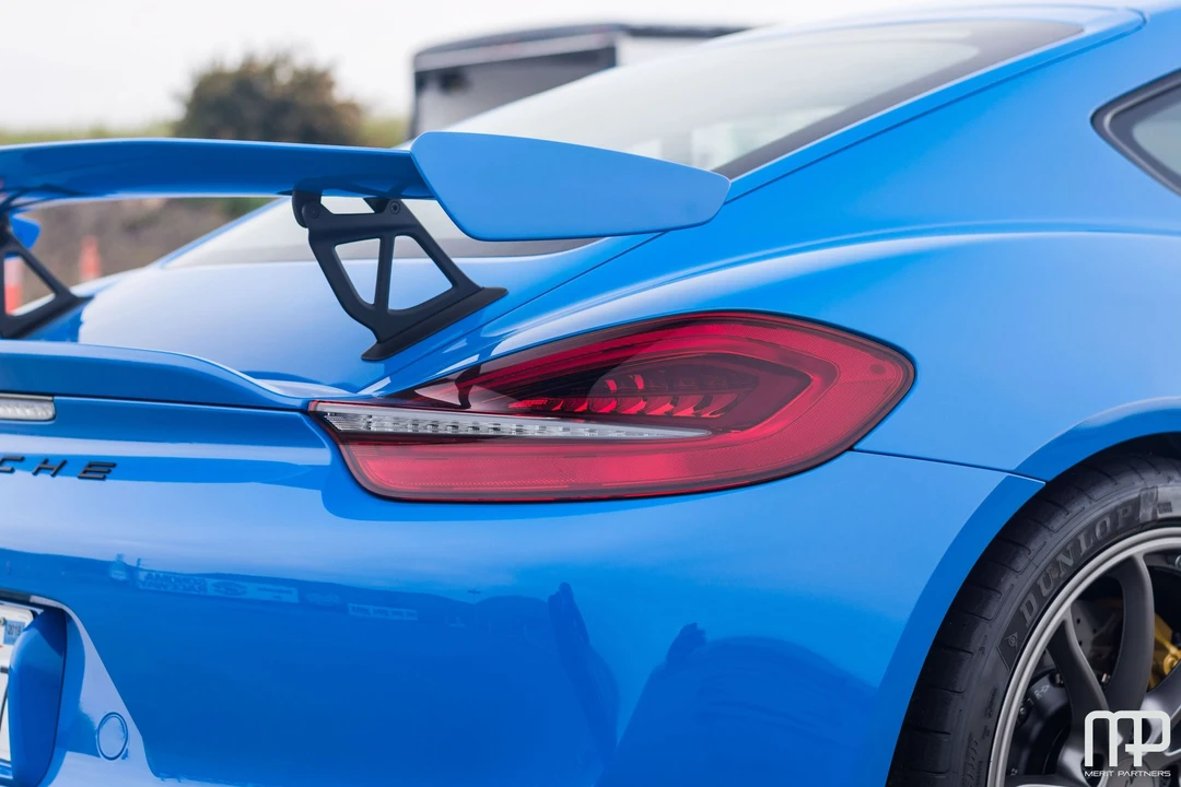 2016 Porsche 981 Cayman GT4 - Image 23 of 31