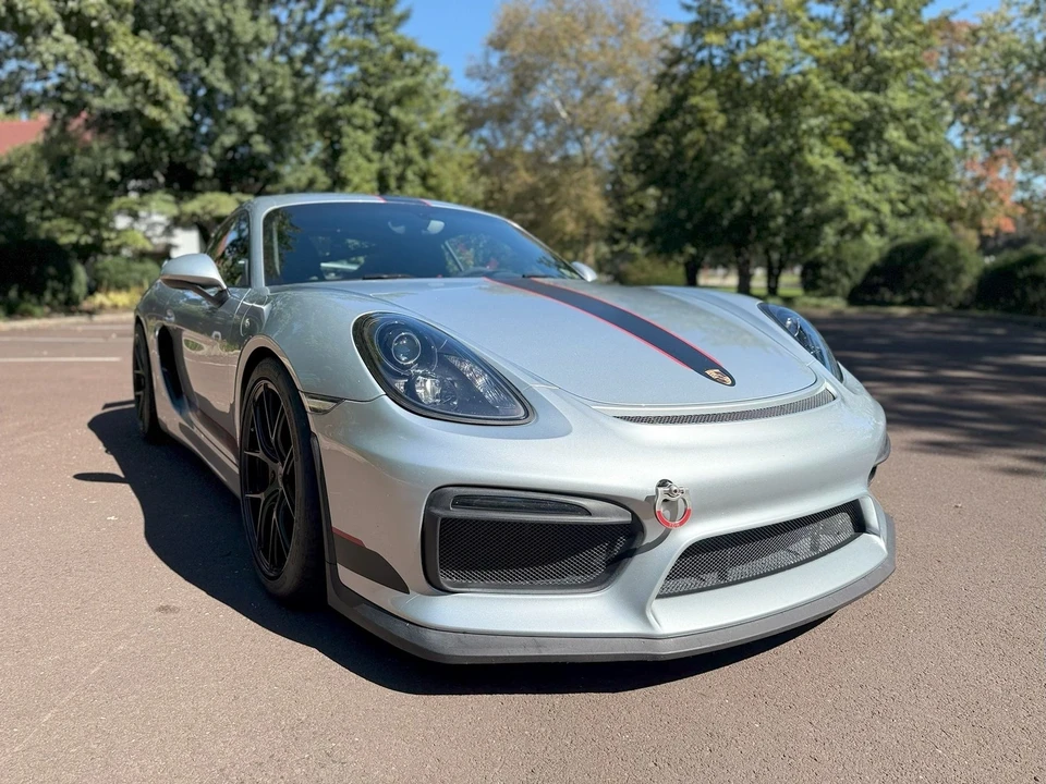 2016 Porsche 981 Cayman GT4 - Image 16 of 20