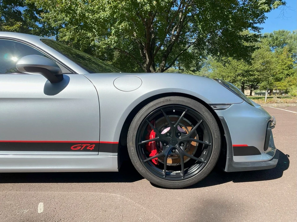 2016 Porsche 981 Cayman GT4 - Image 7 of 20