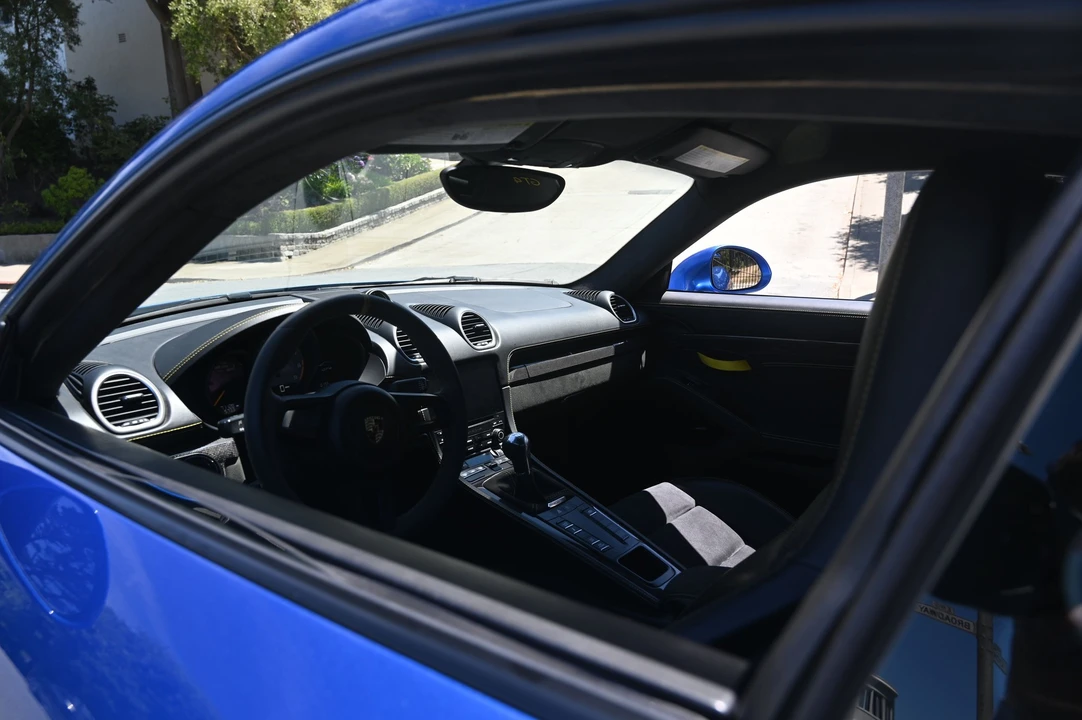 2016 Porsche 981 Cayman GT4 - Image 12 of 12