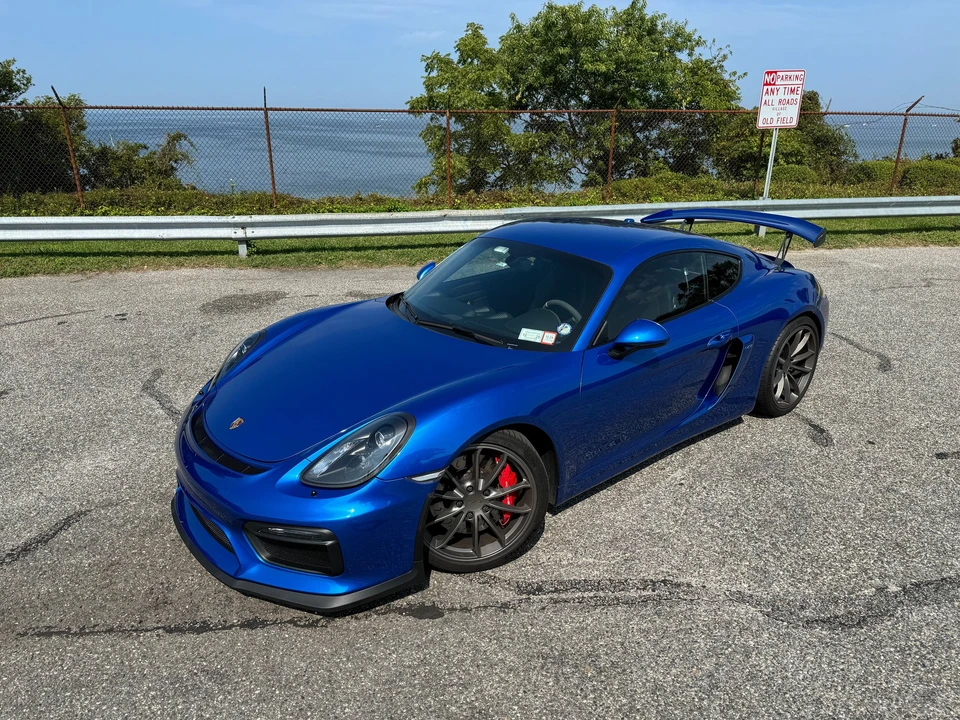 2016 Porsche 981 Cayman GT4 - Image 10 of 17