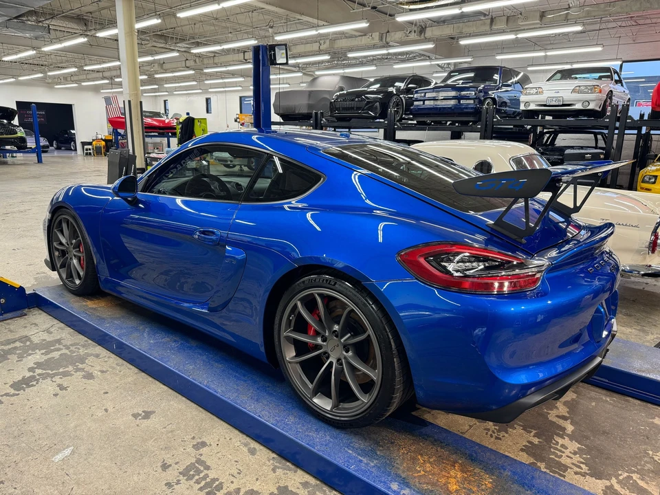 2016 Porsche 981 Cayman GT4 - Image 3 of 17