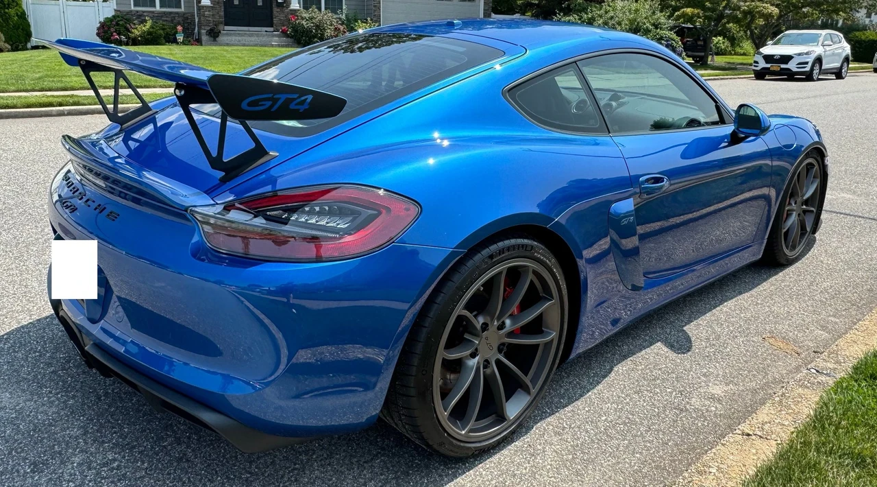 2016 Porsche 981 Cayman GT4 - Image 7 of 17