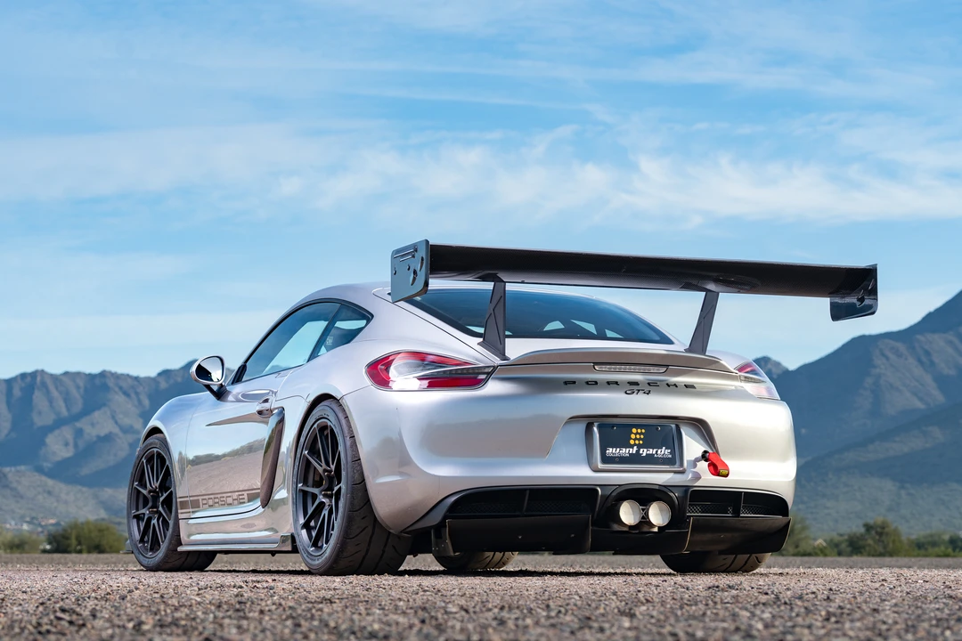 2016 Porsche 981 Cayman GT4 - Image 26 of 31