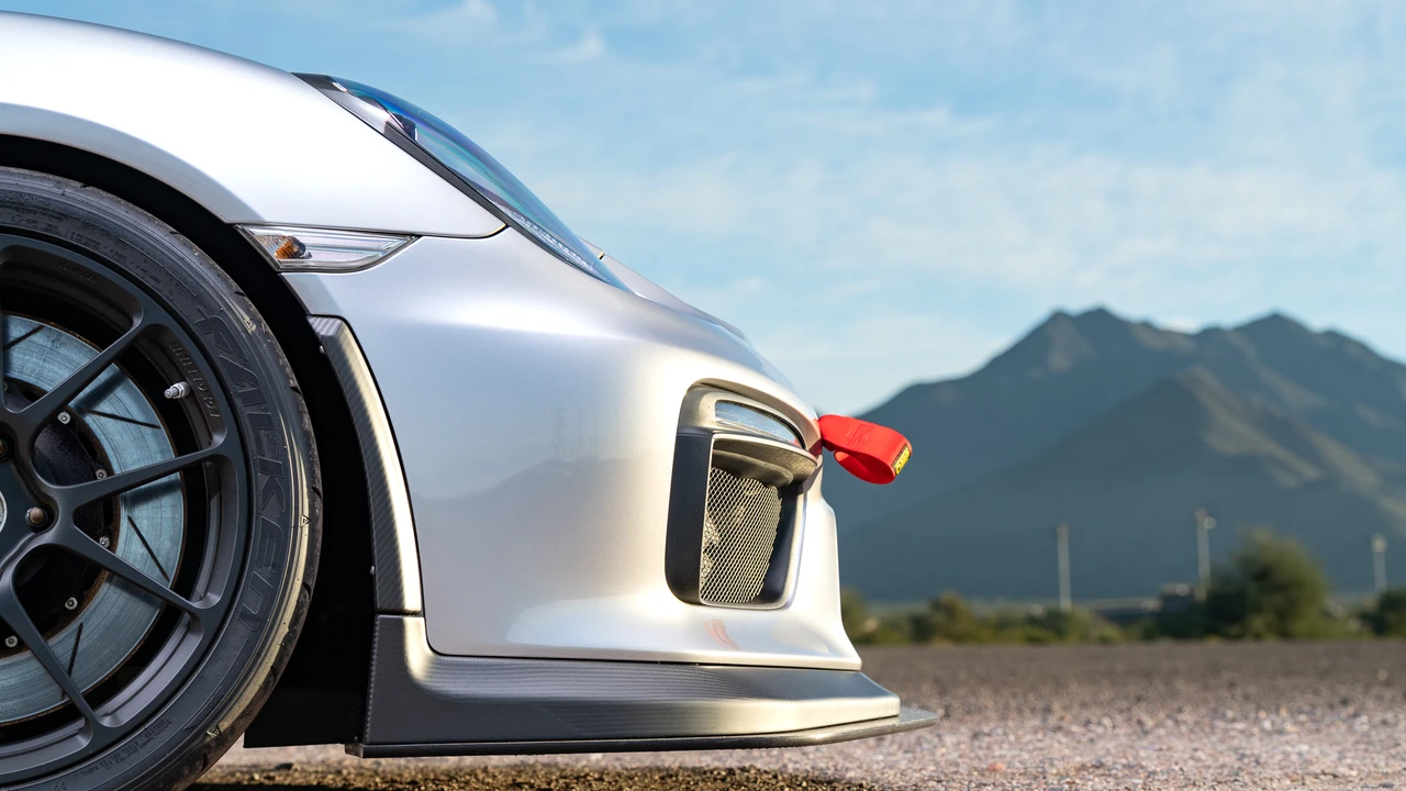 2016 Porsche 981 Cayman GT4 - Image 30 of 31