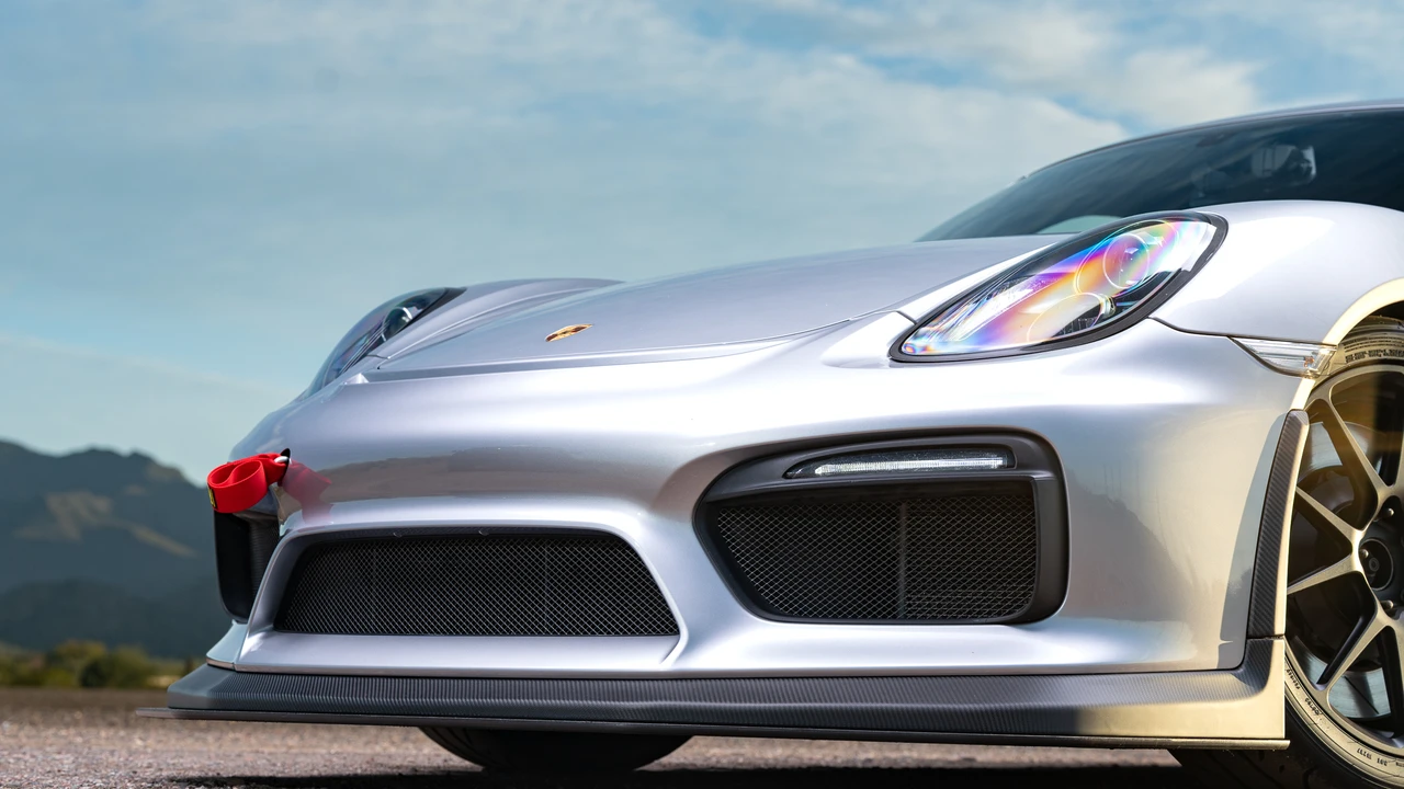 2016 Porsche 981 Cayman GT4 - Image 31 of 31