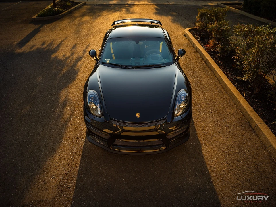 2016 Porsche 981 Cayman GT4 - Image 2 of 23
