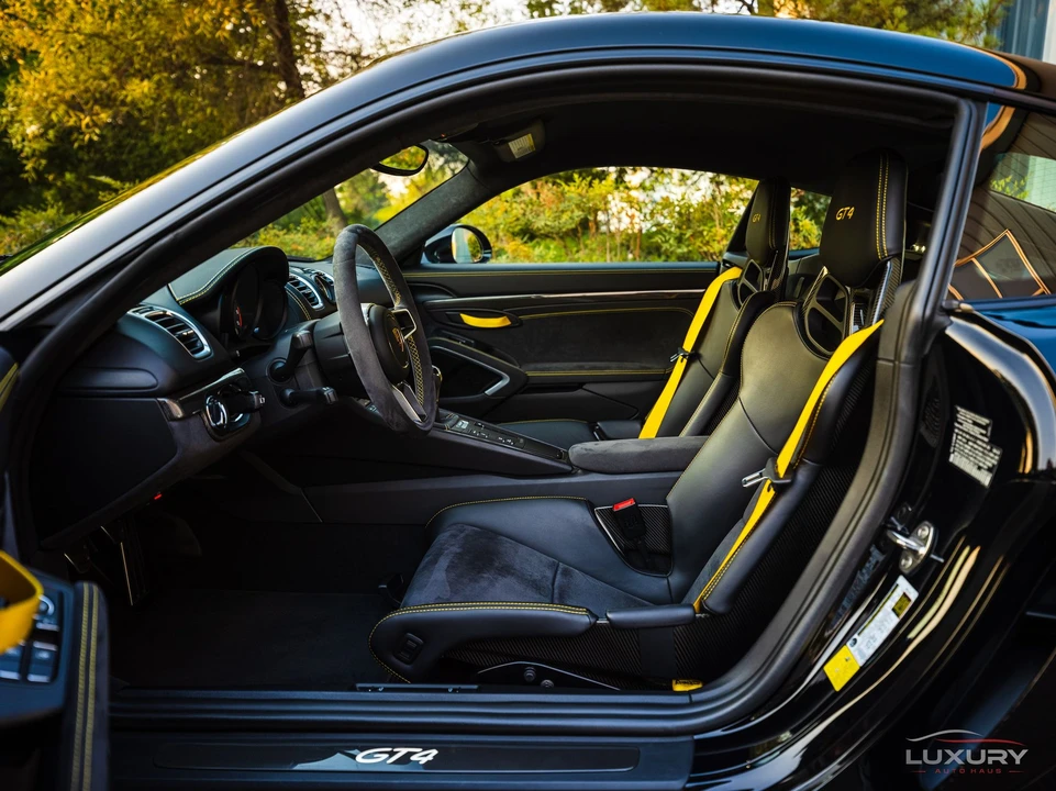 2016 Porsche 981 Cayman GT4 - Image 12 of 23