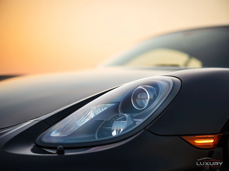 2016 Porsche 981 Cayman GT4 - Image 20 of 23