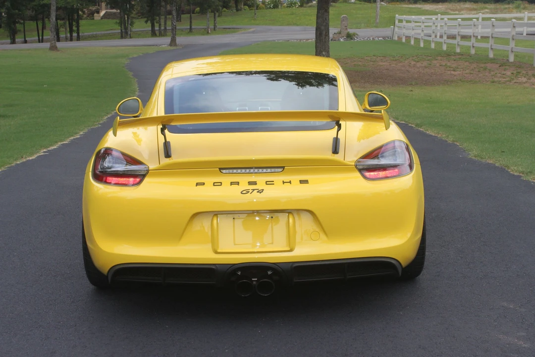 2016 Porsche 981 Cayman GT4 - Image 4 of 11