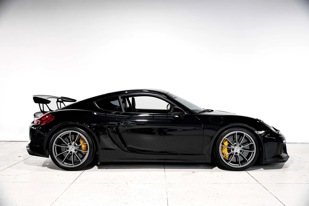 2016 Porsche 981 Cayman GT4 - Image 2 of 12