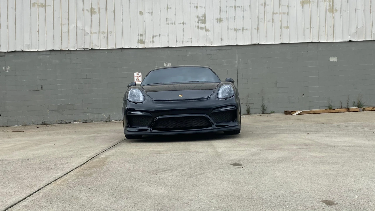 2016 Porsche 981 Cayman GT4 - Image 9 of 31