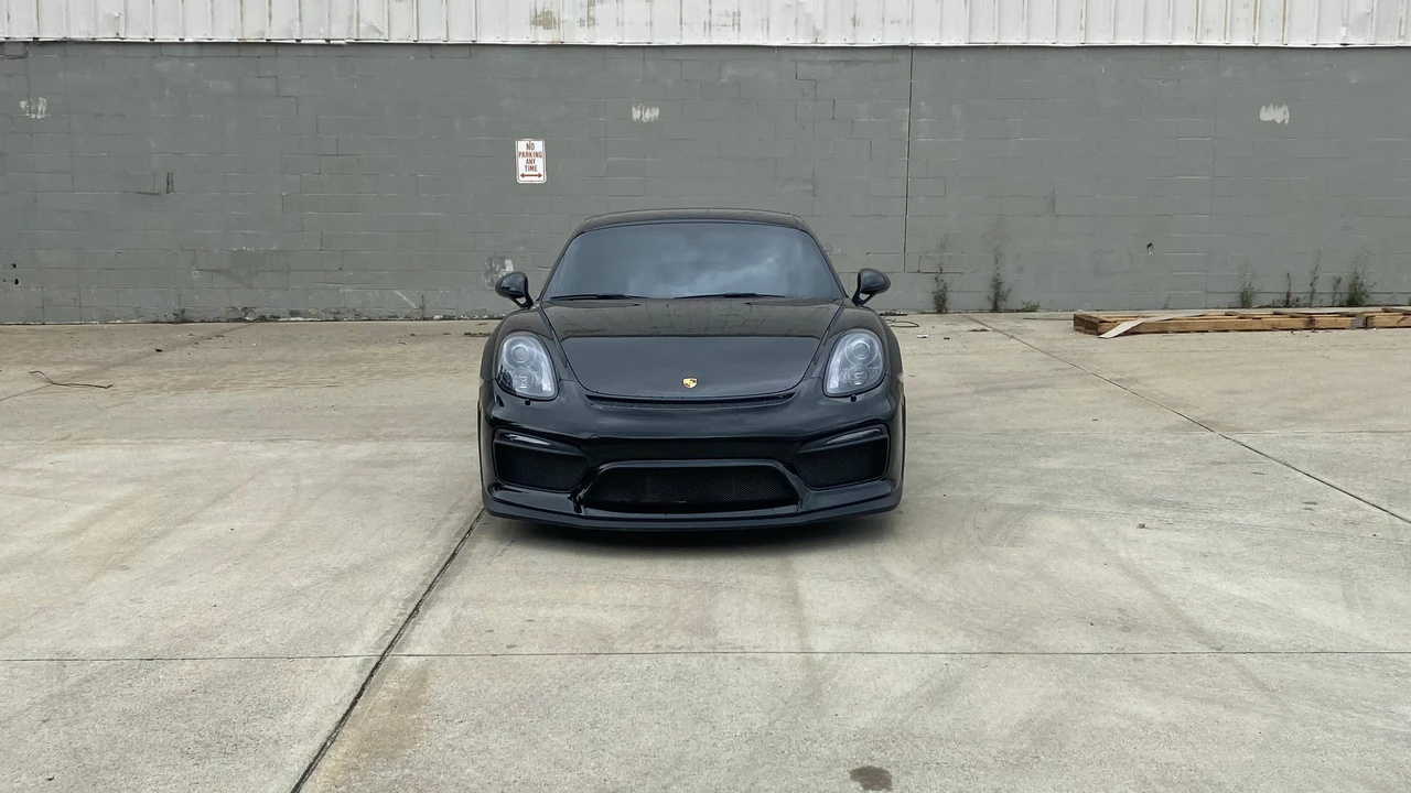 2016 Porsche 981 Cayman GT4 - Image 8 of 31