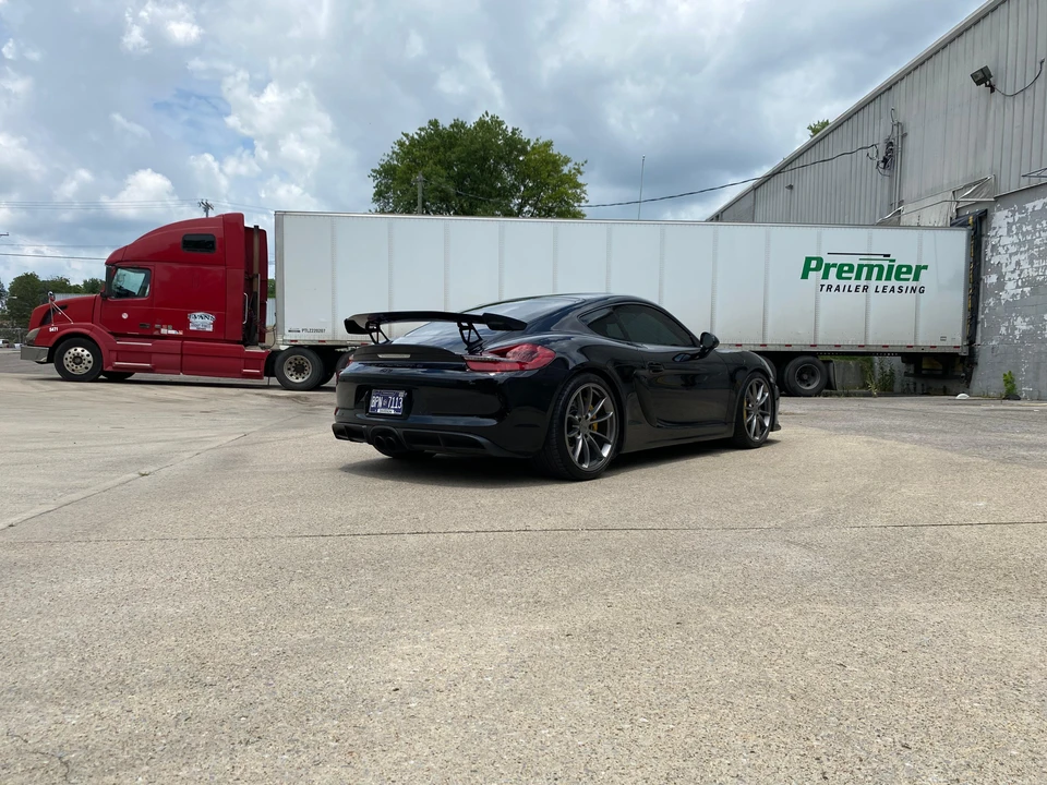 2016 Porsche 981 Cayman GT4 - Image 20 of 31