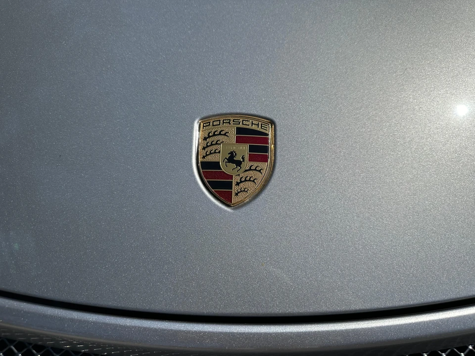 2016 Porsche 981 Cayman GT4 - Image 23 of 31