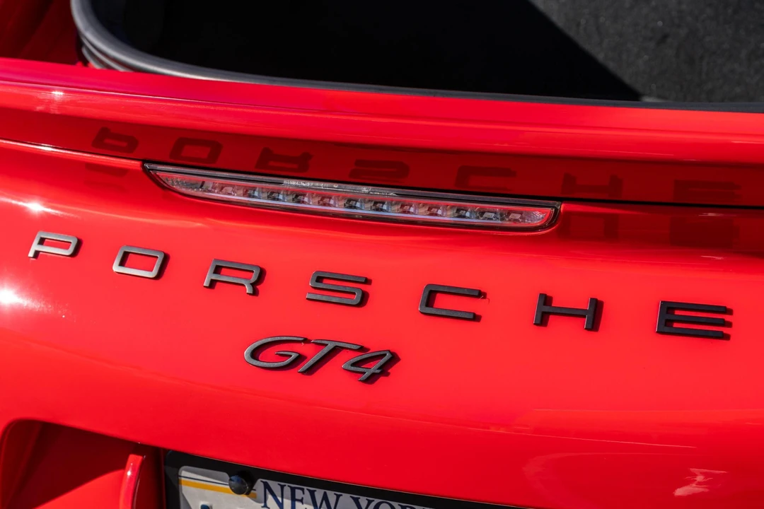 2016 Porsche 981 Cayman GT4 - Image 20 of 31
