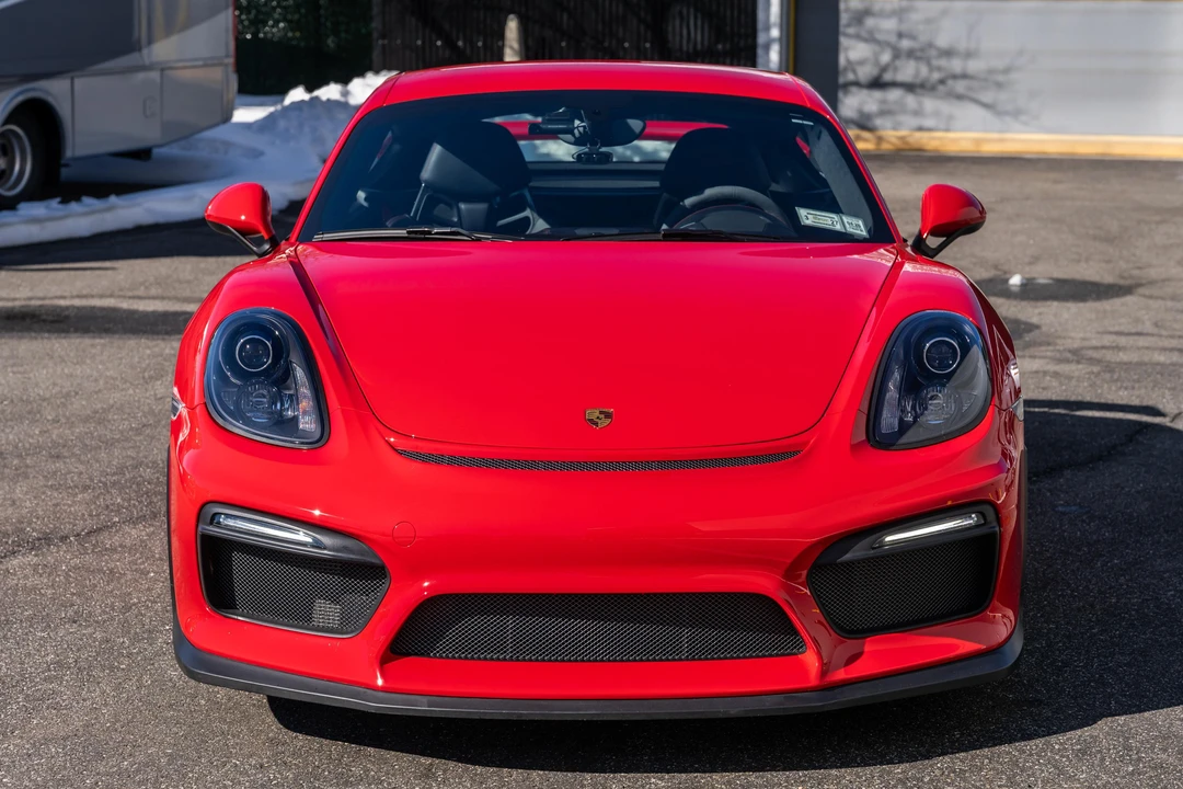 2016 Porsche 981 Cayman GT4 - Image 2 of 31