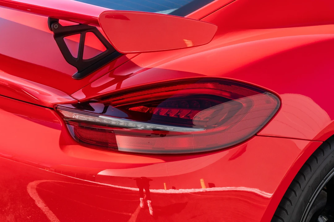 2016 Porsche 981 Cayman GT4 - Image 21 of 31