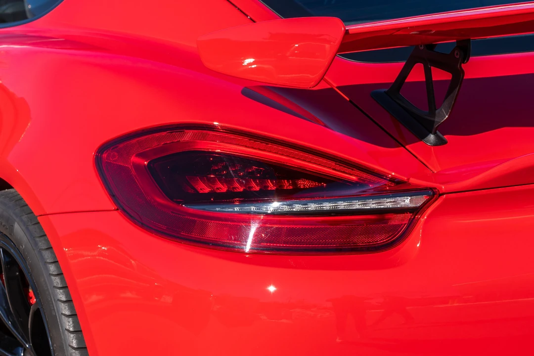 2016 Porsche 981 Cayman GT4 - Image 17 of 31