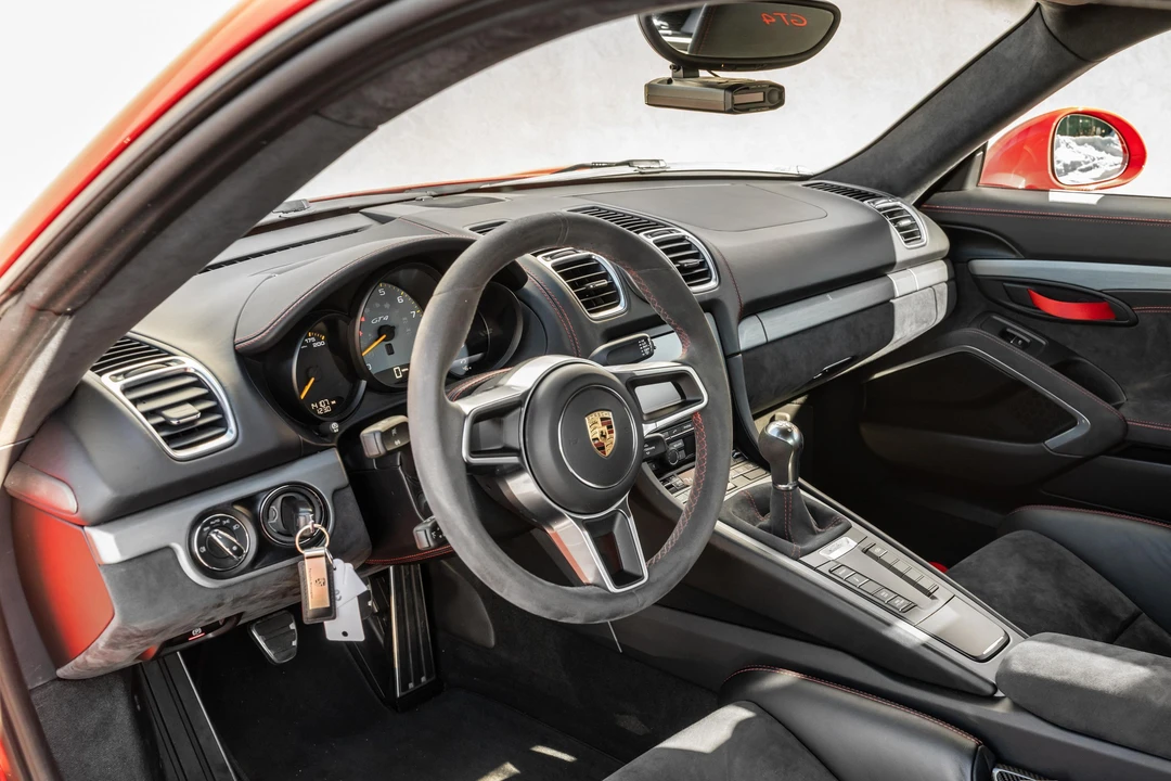 2016 Porsche 981 Cayman GT4 - Image 30 of 31