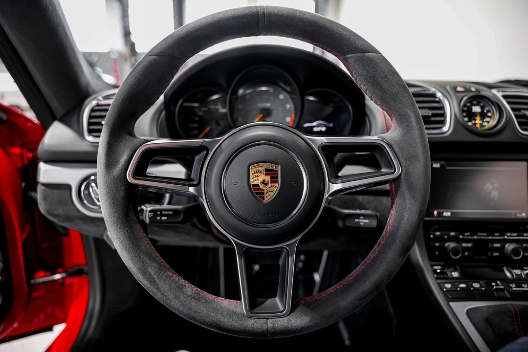 2016 Porsche 981 Cayman GT4 - Image 11 of 21
