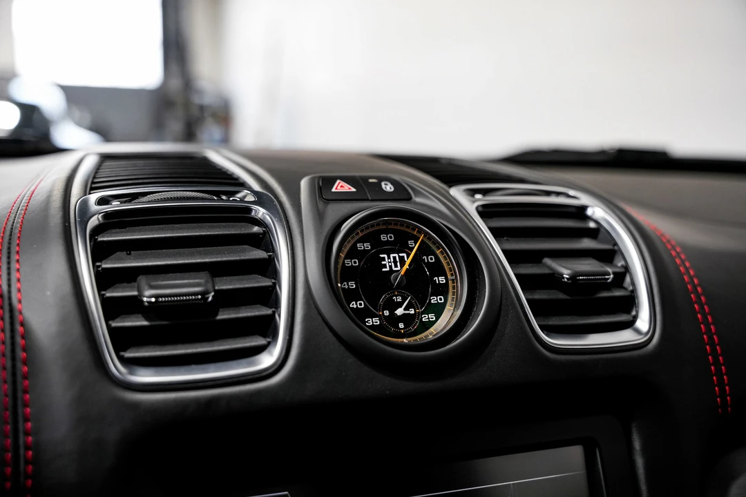 2016 Porsche 981 Cayman GT4 - Image 14 of 21