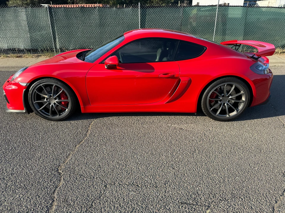 2016 Porsche 981 Cayman GT4 - Image 9 of 31
