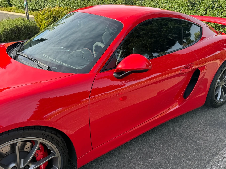 2016 Porsche 981 Cayman GT4 - Image 27 of 31