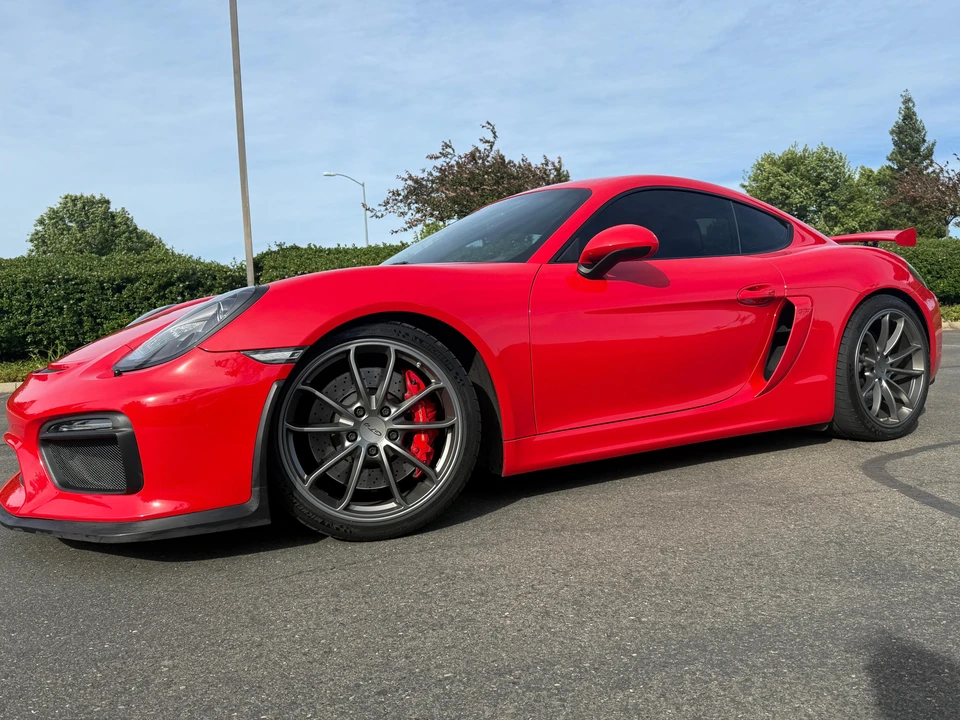 2016 Porsche 981 Cayman GT4 - Image 8 of 31