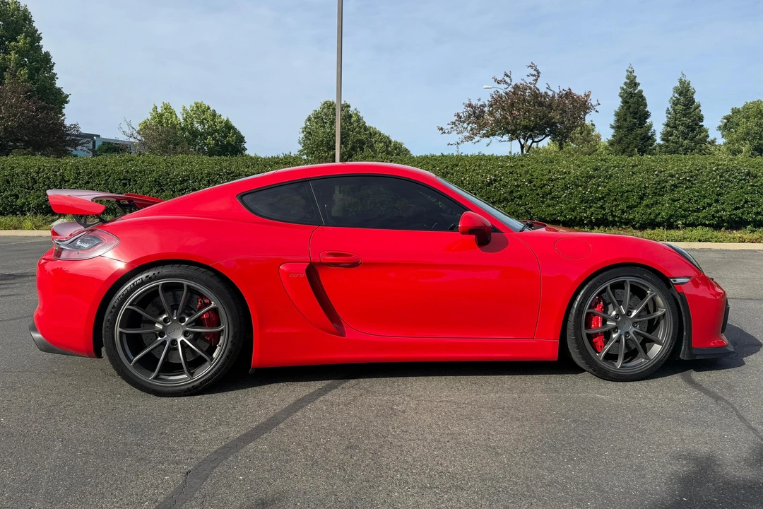 2016 Porsche 981 Cayman GT4 - Image 3 of 31