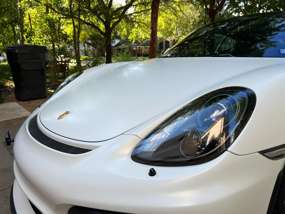 2016 Porsche 981 Cayman GT4 - Image 25 of 31