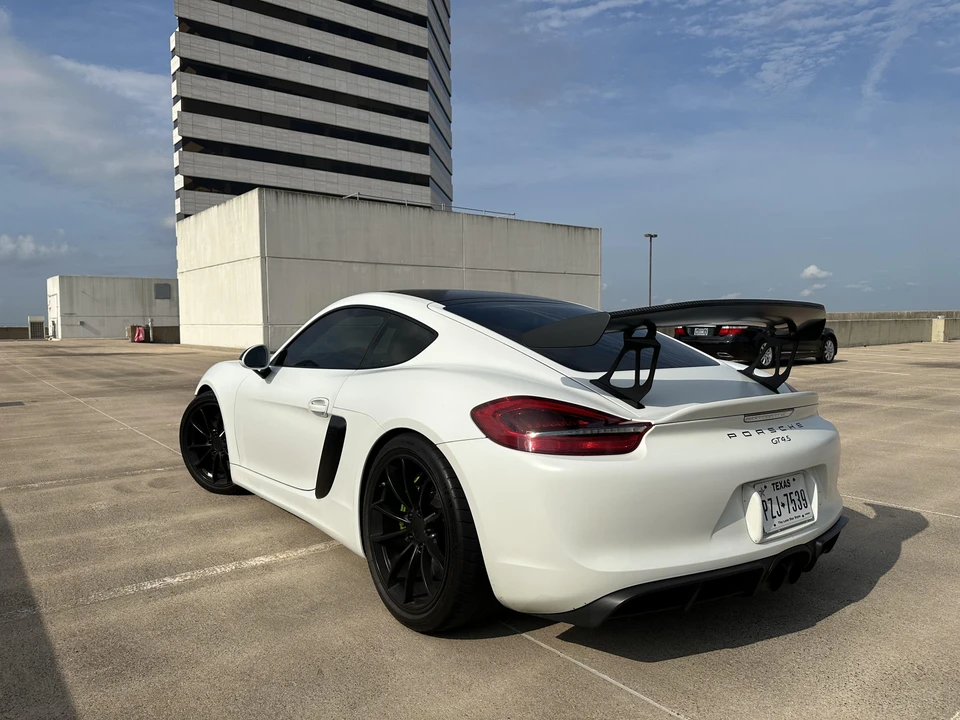 2016 Porsche 981 Cayman GT4 - Image 10 of 31