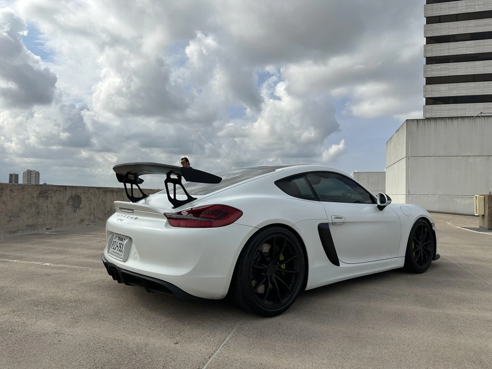 2016 Porsche 981 Cayman GT4 - Image 12 of 31