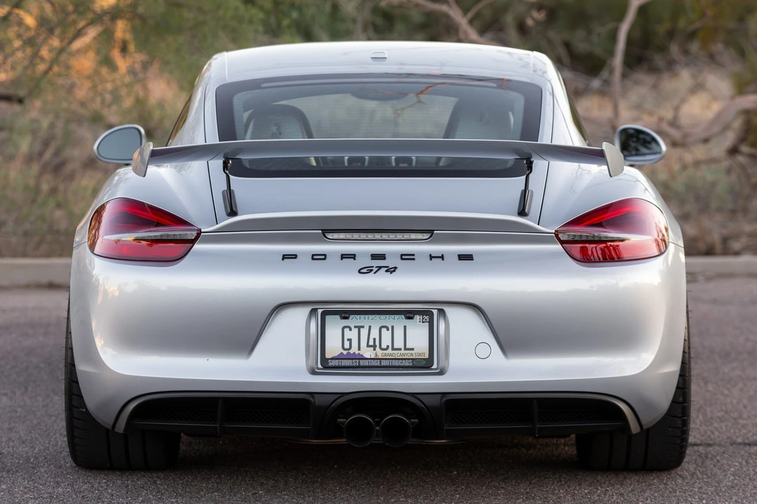 2016 Porsche 981 Cayman GT4 - Image 16 of 31
