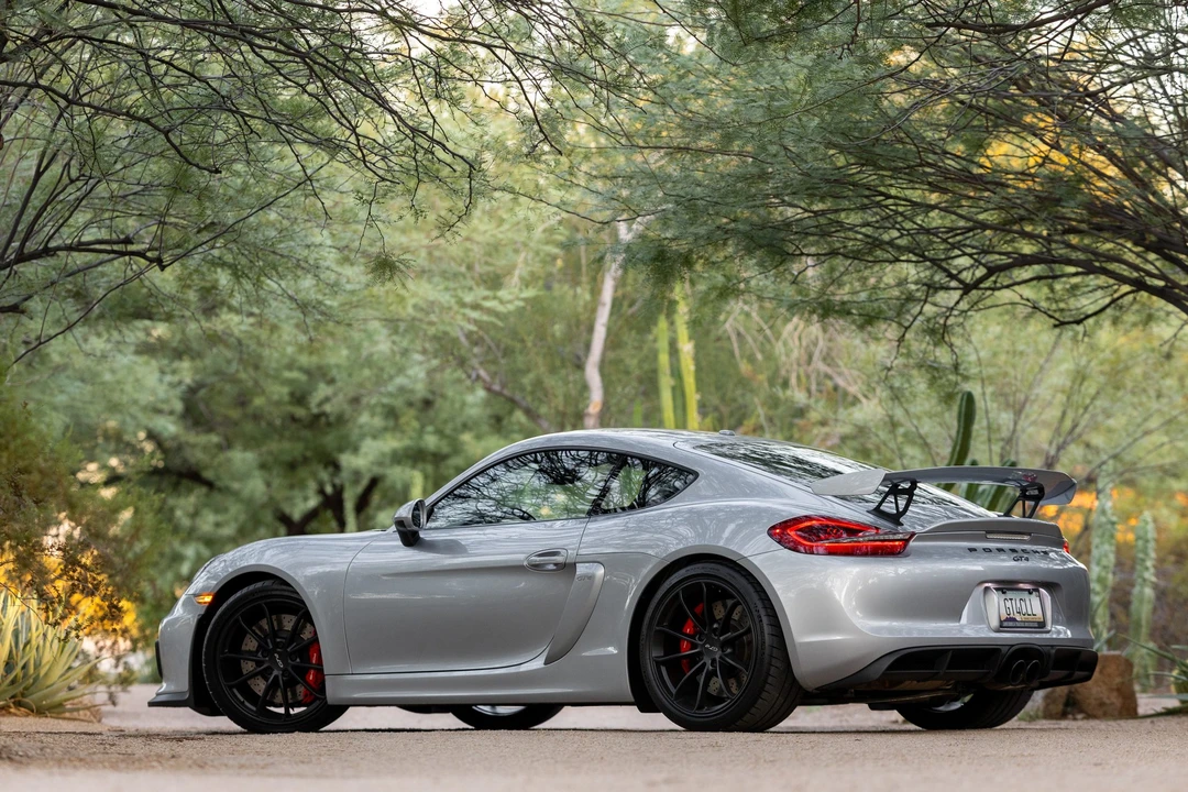 2016 Porsche 981 Cayman GT4 - Image 4 of 31