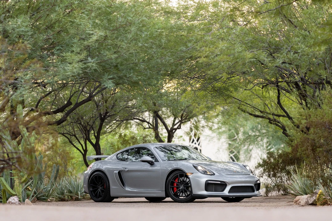 2016 Porsche 981 Cayman GT4 - Image 7 of 31