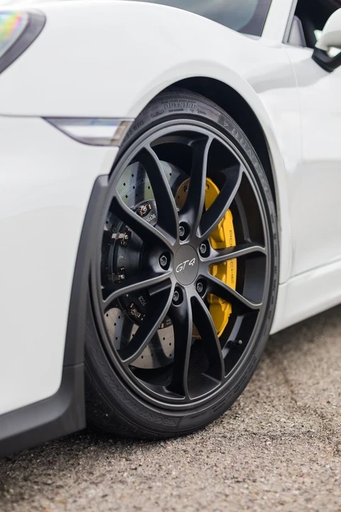 2016 Porsche 981 Cayman GT4 - Image 3 of 11