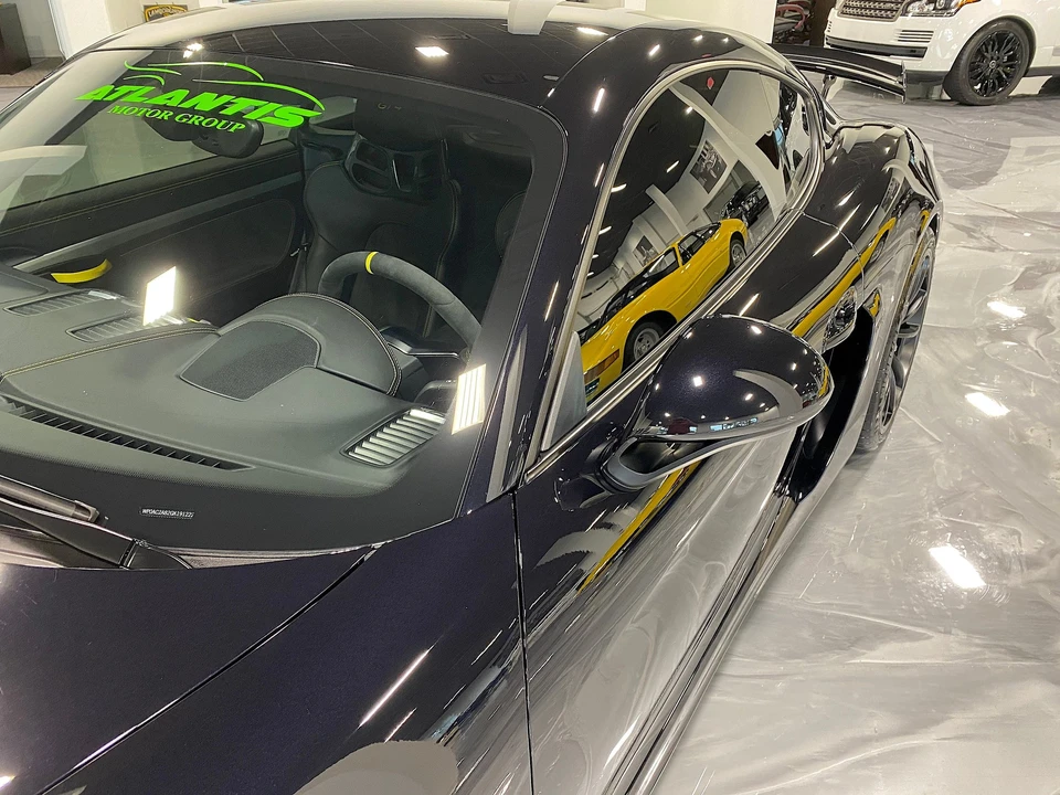 2016 Porsche 981 Cayman GT4 - Image 9 of 22