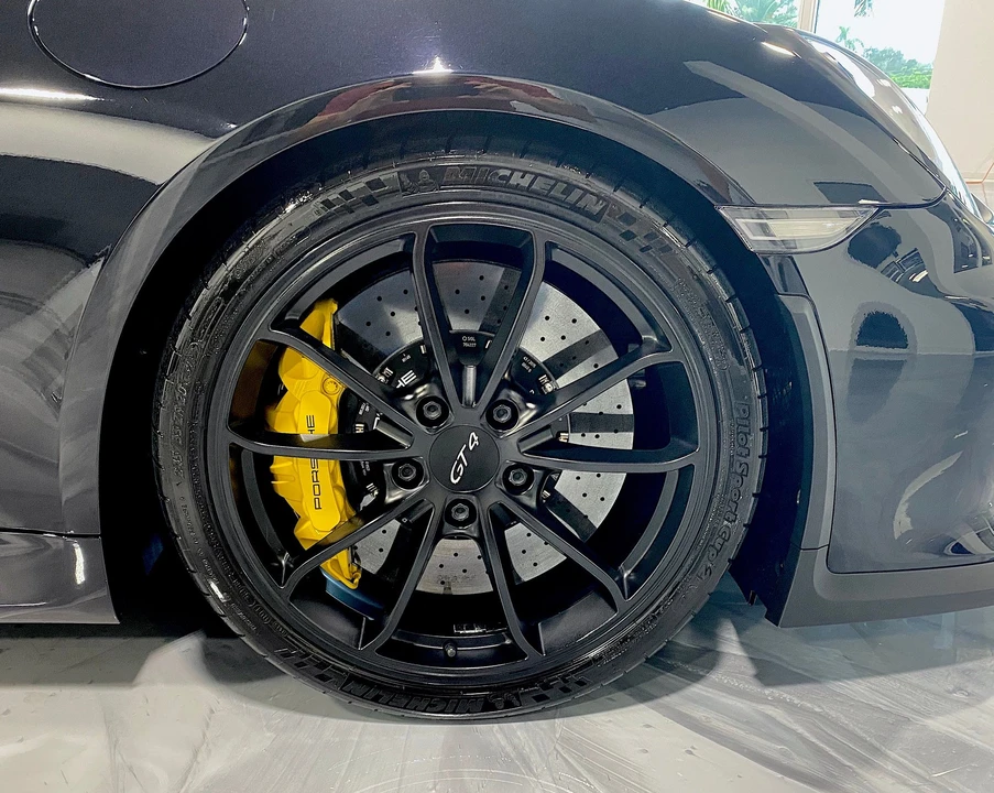 2016 Porsche 981 Cayman GT4 - Image 21 of 22