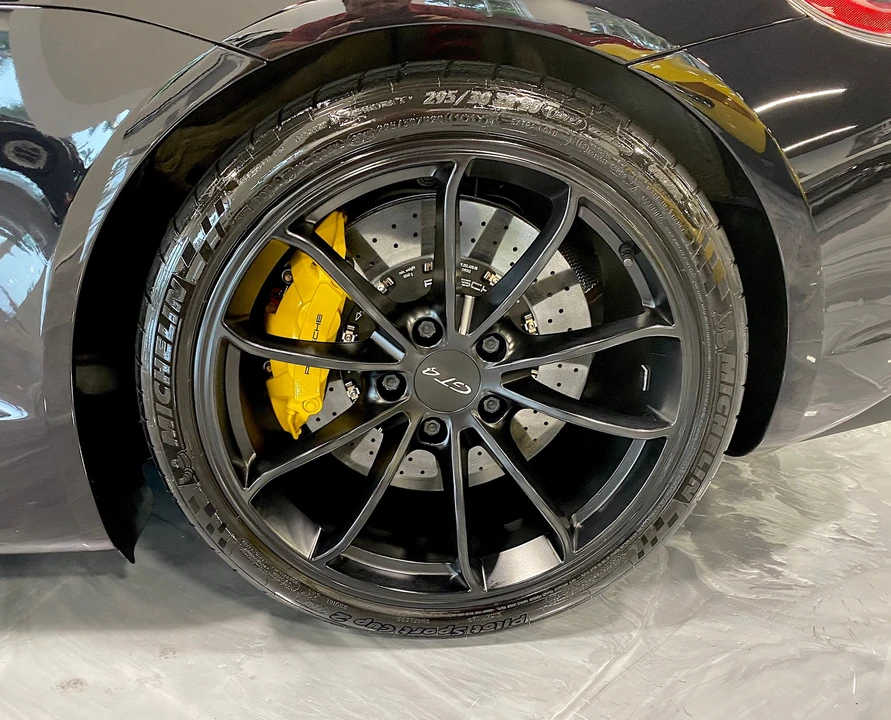 2016 Porsche 981 Cayman GT4 - Image 20 of 22