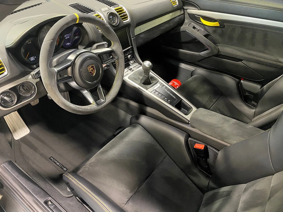 2016 Porsche 981 Cayman GT4 - Image 11 of 22