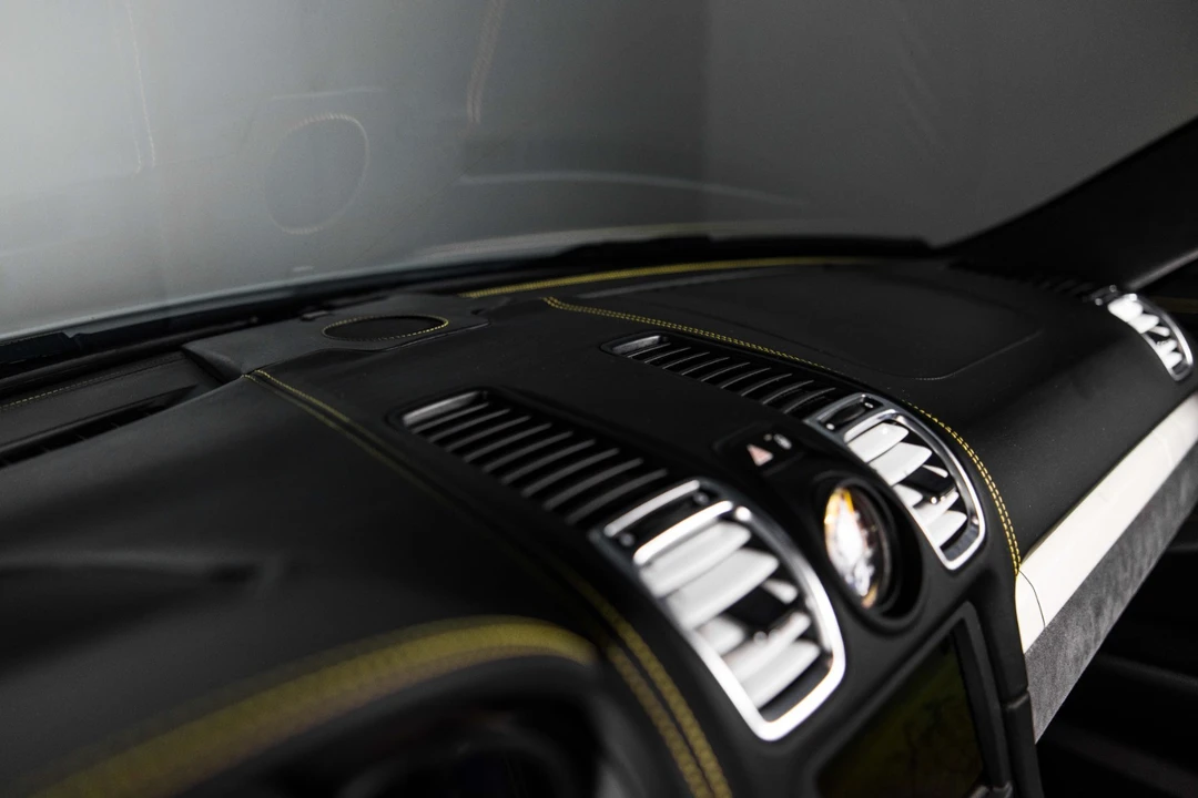 2016 Porsche 981 Cayman GT4 - Image 30 of 31
