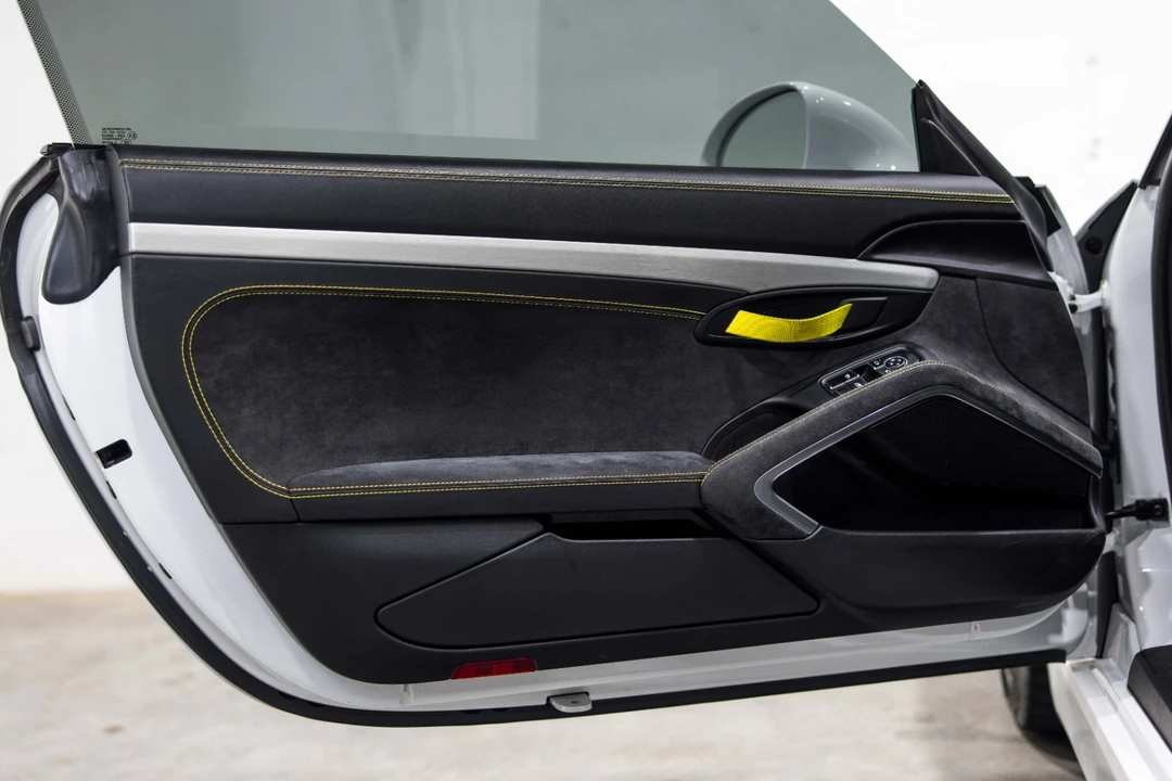 2016 Porsche 981 Cayman GT4 - Image 14 of 31