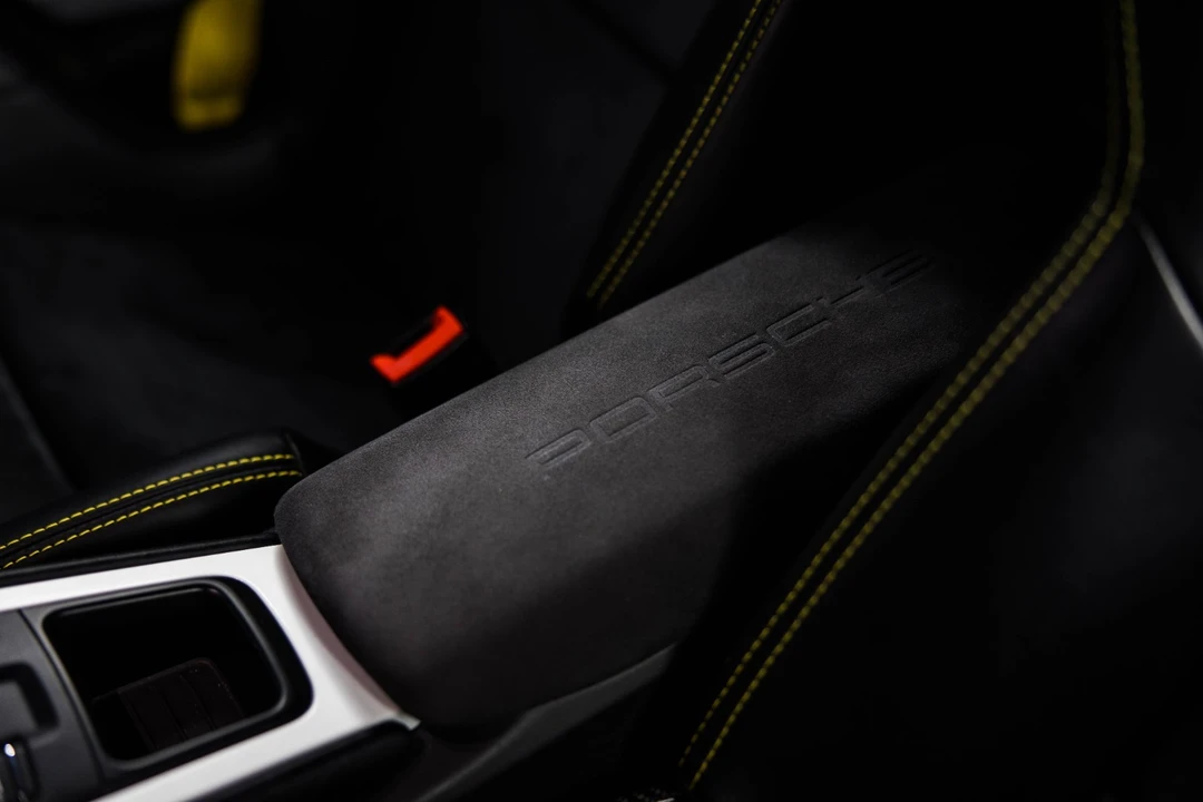 2016 Porsche 981 Cayman GT4 - Image 29 of 31