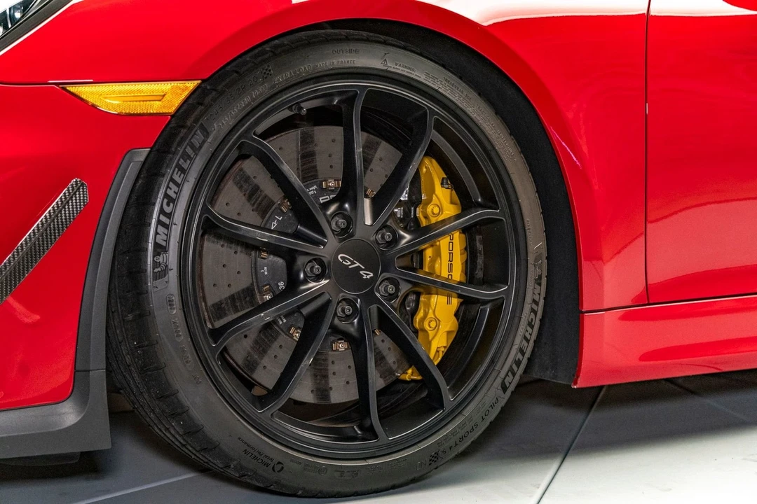 2016 Porsche 981 Cayman GT4 - Image 11 of 24