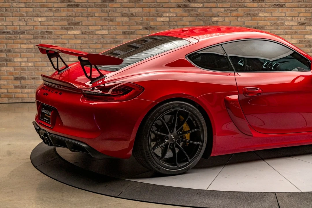 2016 Porsche 981 Cayman GT4 - Image 9 of 24